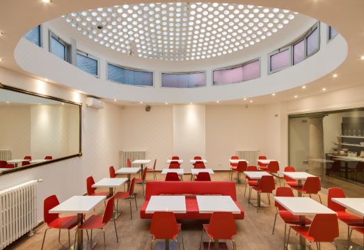 5. 지니어스 호텔 ..