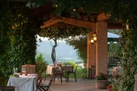 Tenuta di Canonica Hotel in zona Bellucci E Stefanelli Service Snc Di Bellucci A.e C.