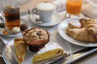Hotel de La Ville - breakfast