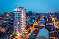 Relax Hotel Отели в г. Пномпень