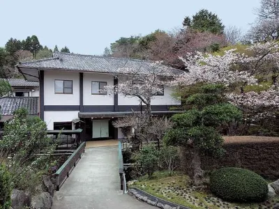 Uguisudani Onsen Takenoha 기타이바라키 시 호텔