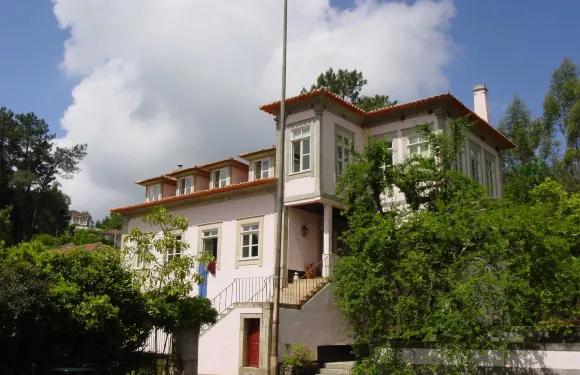 皮卡莉雅農莊家庭旅館