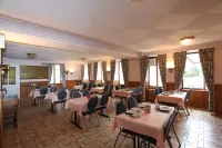 Hôtel du Port - Free Parking - Breakfast Included Hotels in Estavayer-le-Lac