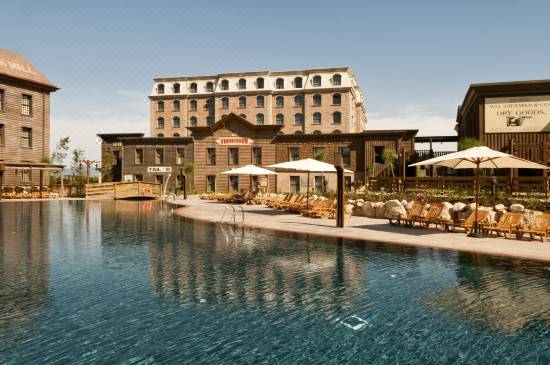 Portaventura Hotel Gold River Includes Portaventura Park Tickets Salou Updated 2021 Price Reviews Trip Com