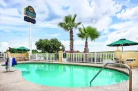 Regency Inn & Suites - Baytown Hotels in Baytown