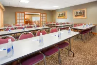 Muncie Place Hotel & Suites Hotels in Muncie