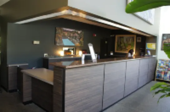 Town and Country Inn