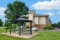 Extended Stay America Select Suites - St Louis - O' Fallon, IL Hotels in O'Fallon