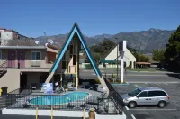 La Casa Inn