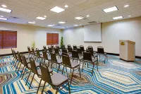 Comfort Inn & Suites Virginia Beach - Norfolk Airport