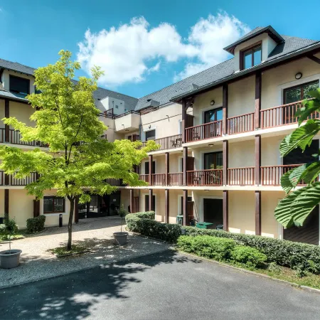 Comfort Aparthotel Lourdes L'Acacia
