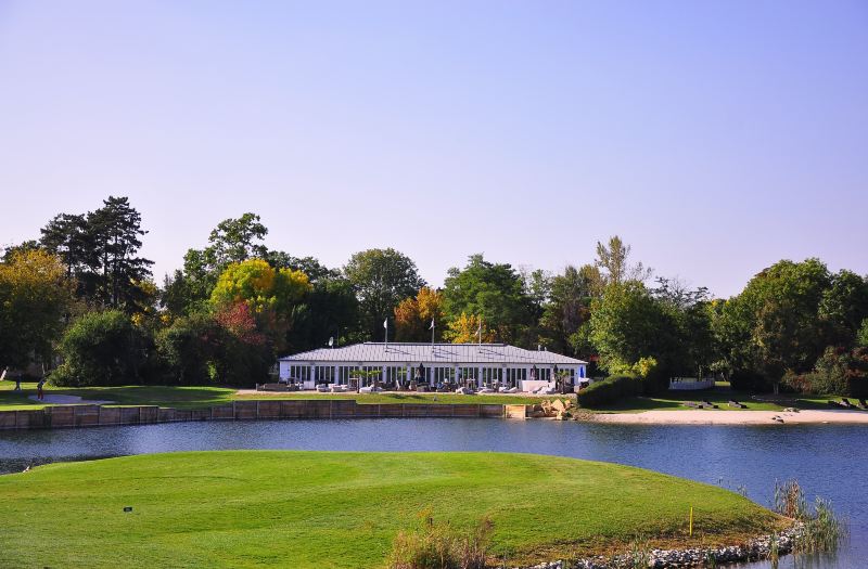 Golfresort Diamond Country Club-Gemeinde Atzenbrugg Updated 2022 Room  Price-Reviews & Deals | Trip.com