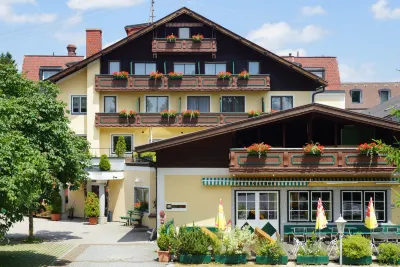Attergauhof