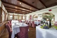 Hotel Staribacher Südsteiermark فنادق في Oberhaag