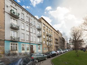 Wawel Apartments - Riverside Castle