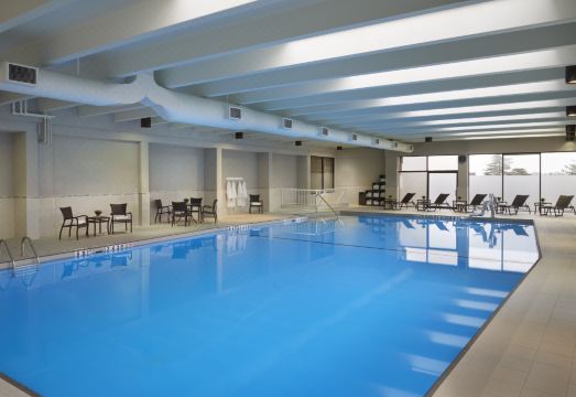 Holiday Inn TORONTO INTERNATIONAL AIRPORT 외관 또는 로비 이미지