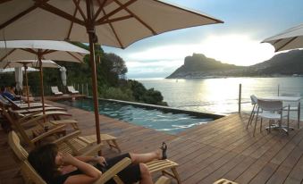 Chapmans Peak Beach Hotel