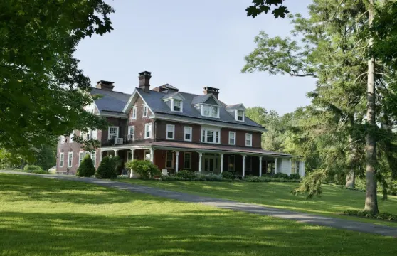 卡麥隆莊園餐廳旅館