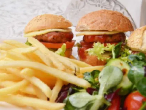 โรงแรม เมอร์เคียว ชิซีเนา ซีนเตอร์ แจ๊สส์ โรงแรมในคีชีเนา