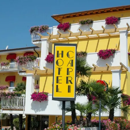 Hotel Capri Bardolino 3S