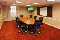 Residence Inn by Marriott Wichita East At Plazzio - Lemmikkieläimet sallittu
