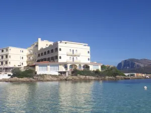 Gabbiano Azzurro Hotel & Suites