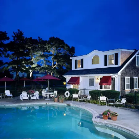 Wellfleet Motel & Lodge