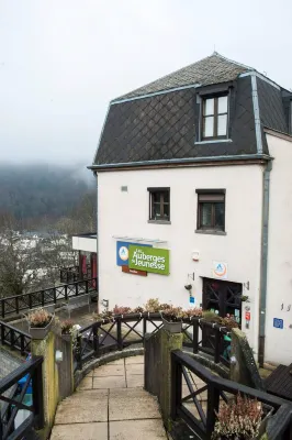 Auberge de Jeunesse de Bouillon Hotels in 