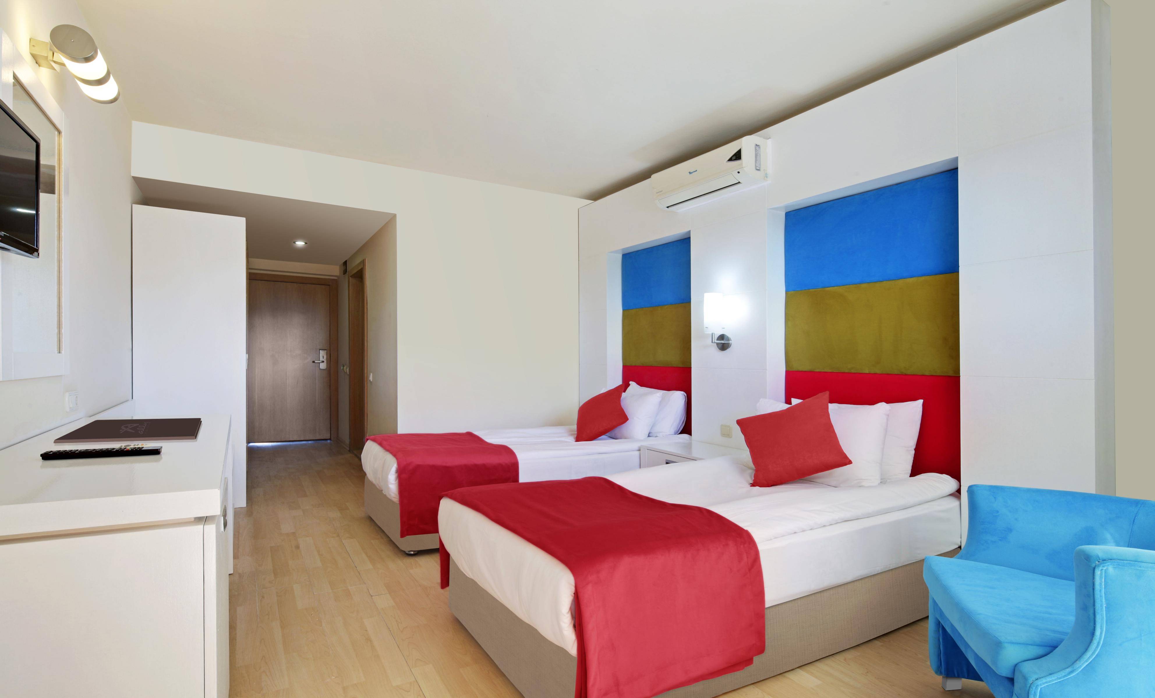 Side Ally Hotel - Her Şey Dahil (Side Ally Hotel - All Inclusive)