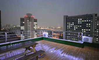 HAN River Residence & Guesthouse
