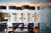 St Moritz Hotel and Cowshed Spa - breakfast