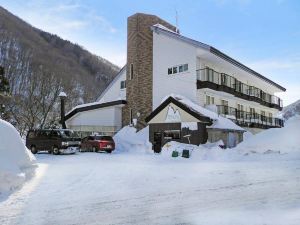 天神ロッジ (Tenjin Lodge)