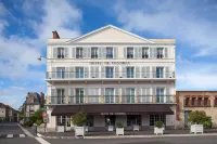 Hôtel de Londres Hotels in Nemours