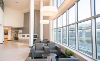 The Grand Winnipeg Airport Hotel by Lakeview