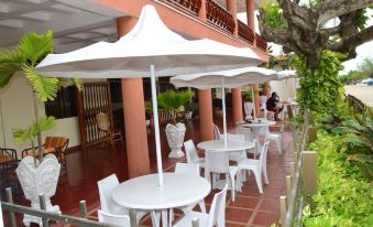Hotel Montecarlo Beach