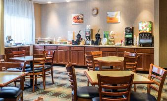 Quality Inn & Suites Sequim at Olympic National Park