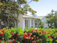 Pauanui Pines Motor Lodge Hotels in Pauanui