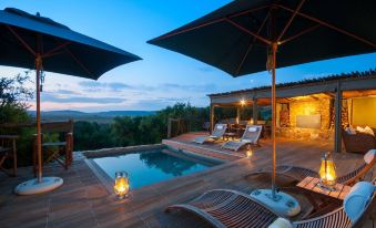 HillsNek Safari Camp – Amakhala Game Reserve