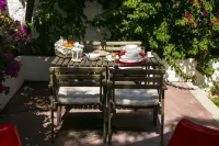 54 Santa Catarina Apartments Hoteles cerca de Cais do Sodré
