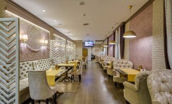 Elbrus Hotel