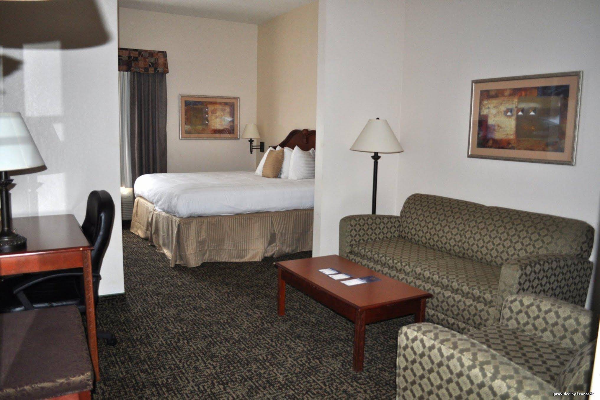 Country Inn & Suites by Radisson, Midway, FL