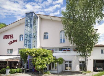 Hotel Hohberg "Next to BBC Arena"