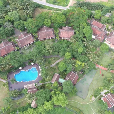 Santi Resort & Spa