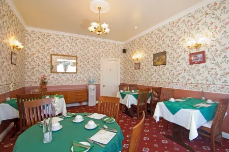 The Snowdon House Отели рядом с достопримечательностью «Шанклин в Ventnor Coastal Walk»