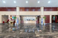 Huajian Hotel - parking