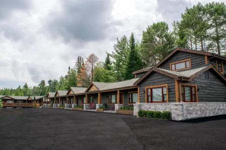 Lake Placid Inn: Residences Отели рядом с достопримечательностью «Гора Уайтфас»