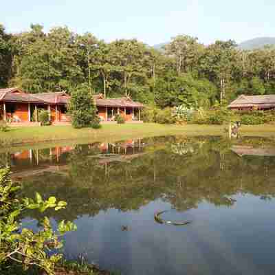 นก การ์เดน รีสอร์ต Hotel Exterior