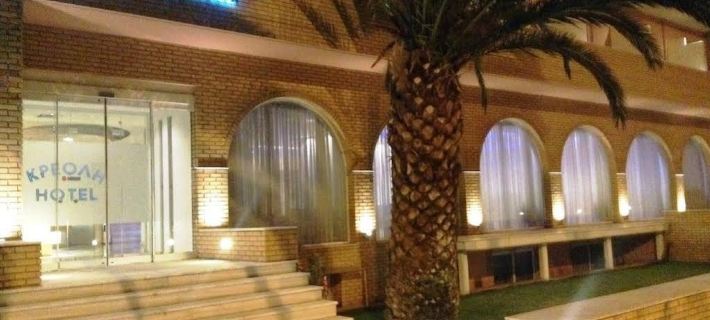 Kreoli Hotel Hotele w: Glifada