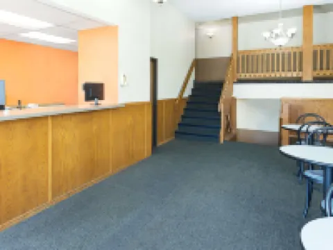 Super 8 by Wyndham Clinton Hotels in Clinton