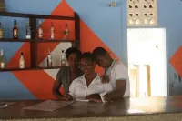 Tills Beach Resort - bar